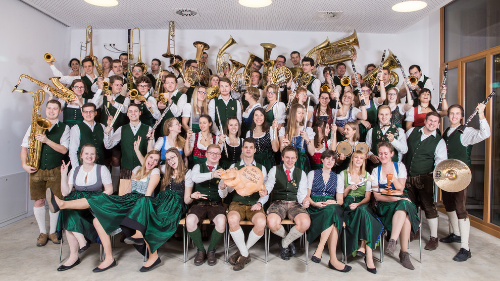 Gruppenfoto der BOKU Blaskapelle bei ihrem 10. Konzert im Dezember 2019