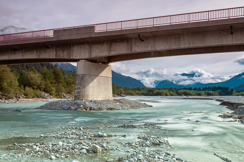 Fluss Lech nahe Weissenbach in Österreich.