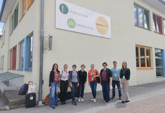Foto vom Team bei einer Schule in der Steiermark