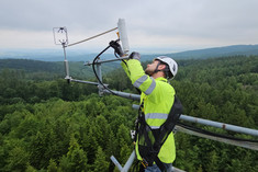 Sensor checkup on the measuring tower Heuberg