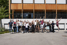 Gruppenfoto mit Studierenden der AEMS 2022