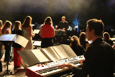 Image showing jazz singers and jazz musicians including conductor Andi Pranzl