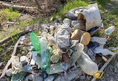 pile of used plastic bottles