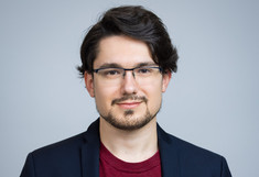 Portrait photo of Axel Bauer