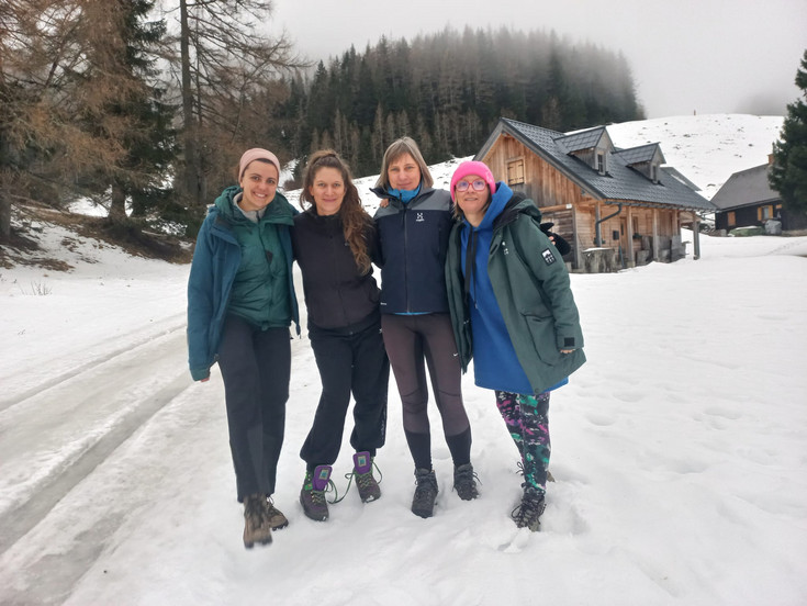Team picture with Anna-Maria Brunner, Nora Faltmann und Michaela Pixova